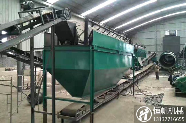 有機肥設備和無機肥設備的有什么區別?(圖1) 有機肥生產線